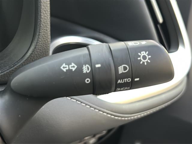 ノア S-Z 純正10.5インチディスプレイオーディオ トヨタセーフティセンス 両側パワースライドドア バックカメラ クリアランスソナー 禁煙車 7人乗り ETC LEDヘッドライト シートヒーター スマートキー(40枚目)