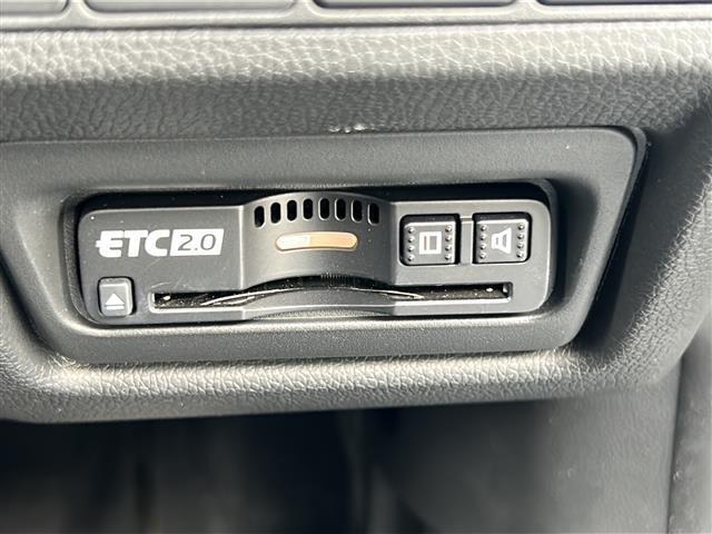 ステップワゴンスパーダ e:HEVスパーダ G・EX ホンダセンシング 純正ナビ 前後ドライブレコーダー バックカメラ 両側パワースライドドア LEDヘッドライト シートヒーター 純正16インチAW WAC ETC2.0 追従型クルーズコントロール レーンキープアシスト(10枚目)