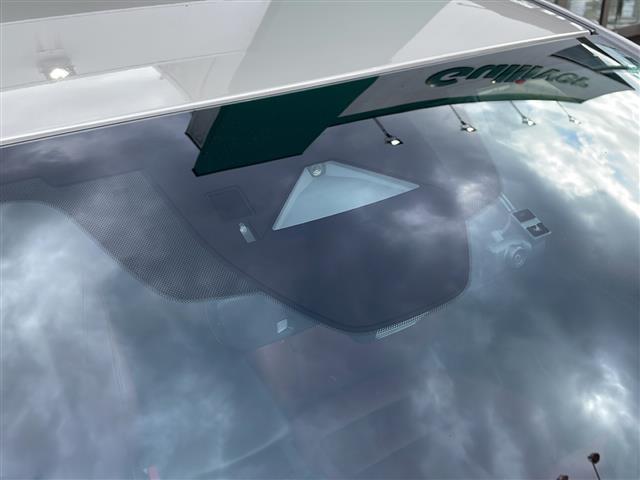 MAZDA3ファストバック 20S レトロスポーツエディション 純正メーカーナビ 全周囲カメラ Bluetoothオーディオ フルセグ USB接続 レーダークルーズ ブラインドスポットモニター ステアリングヒーター シートヒーター コーナーセンサー ドラレコ(6枚目)