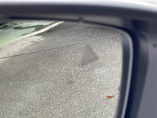 MAZDA3ファストバック 20S レトロスポーツエディション 純正メーカーナビ 全周囲カメラ Bluetoothオーディオ フルセグ USB接続 レーダークルーズ ブラインドスポットモニター ステアリングヒーター シートヒーター コーナーセンサー ドラレコ(8枚目)