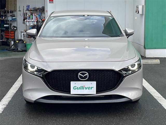 MAZDA3ファストバック 20S レトロスポーツエディション 純正メーカーナビ 全周囲カメラ Bluetoothオーディオ フルセグ USB接続 レーダークルーズ ブラインドスポットモニター ステアリングヒーター シートヒーター コーナーセンサー ドラレコ(18枚目)
