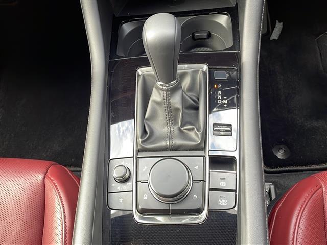 MAZDA3ファストバック 20S レトロスポーツエディション 純正メーカーナビ 全周囲カメラ Bluetoothオーディオ フルセグ USB接続 レーダークルーズ ブラインドスポットモニター ステアリングヒーター シートヒーター コーナーセンサー ドラレコ(24枚目)