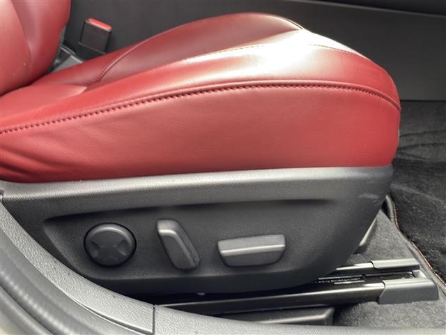 MAZDA3ファストバック 20S レトロスポーツエディション 純正メーカーナビ 全周囲カメラ Bluetoothオーディオ フルセグ USB接続 レーダークルーズ ブラインドスポットモニター ステアリングヒーター シートヒーター コーナーセンサー ドラレコ(37枚目)