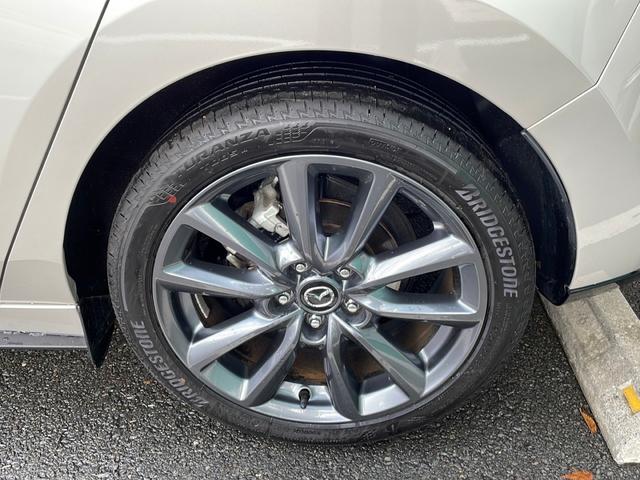 MAZDA3ファストバック 20S レトロスポーツエディション 純正メーカーナビ 全周囲カメラ Bluetoothオーディオ フルセグ USB接続 レーダークルーズ ブラインドスポットモニター ステアリングヒーター シートヒーター コーナーセンサー ドラレコ(63枚目)