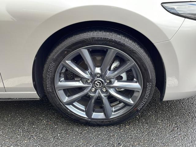 MAZDA3ファストバック 20S レトロスポーツエディション 純正メーカーナビ 全周囲カメラ Bluetoothオーディオ フルセグ USB接続 レーダークルーズ ブラインドスポットモニター ステアリングヒーター シートヒーター コーナーセンサー ドラレコ(65枚目)