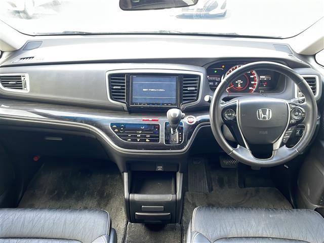 オデッセイ アブソルート・Xホンダセンシング 純正8インチナビ Bluetoothオーディオ フルセグ DVD再生 バックカメラ 後席フリップダウンモニター 両側パワースライド アダプティブクルーズコントロール LEDヘッドライト 全方位ドラレコ(3枚目)
