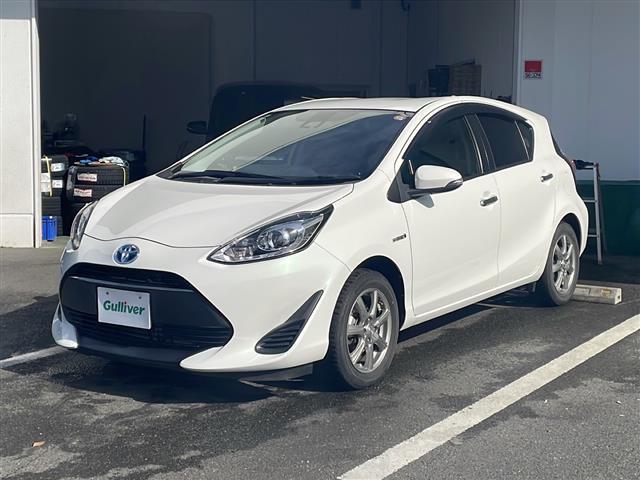 アクア Ｓスタイルブラック　純正メモリナビ　バックカメラ　トヨタセーフティセンス　プリクラッシュセーフティ　レーンキープアシスト　スマートキー　プッシュスタート　ＥＴＣ　禁煙車　オートエアコン　ドアバイザー　純正フロアマット（18枚目）