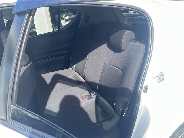 アクア Ｓスタイルブラック　純正メモリナビ　バックカメラ　トヨタセーフティセンス　プリクラッシュセーフティ　レーンキープアシスト　スマートキー　プッシュスタート　ＥＴＣ　禁煙車　オートエアコン　ドアバイザー　純正フロアマット（22枚目）