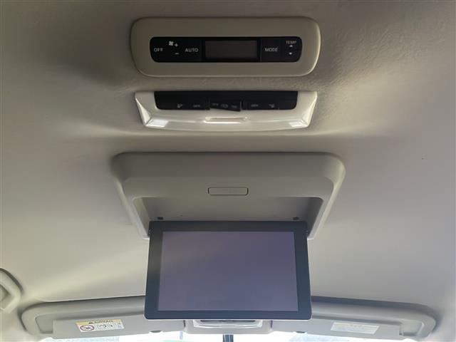 セレナ ハイウェイスター プロパイロットエディション 純正メモリナビ フルセグ Bluetoothオーディオ DVD再生 後席フリップダウンモニター プロパイロット エマージェンシーブレーキ 両側パワースライド LEDヘッドライト ビルトインETC(4枚目)