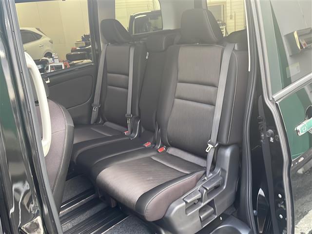 セレナ ハイウェイスター プロパイロットエディション 純正メモリナビ フルセグ Bluetoothオーディオ DVD再生 後席フリップダウンモニター プロパイロット エマージェンシーブレーキ 両側パワースライド LEDヘッドライト ビルトインETC(23枚目)