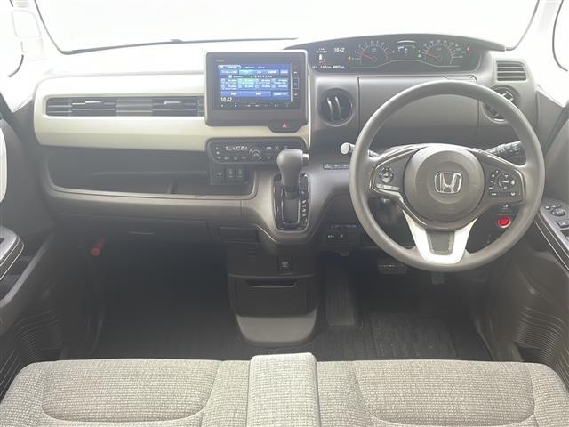 Ｎ－ＢＯＸ Ｌ　純正メモリナビ　Ｂｌｕｅｔｏｏｔｈオーディオ　フルセグ　ＤＶＤ再生　ＵＳＢ接続　バックカメラ　ホンダセンシング　アダプティブクルーズコントロール　ＬＥＤヘッドライト　ビルトインＥＴＣ　パワースライド（2枚目）