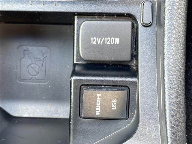 ハリアー プレミアム モデリスタエアロ アルパイン10インチナビ Bluetoothオーディオ DVD再生 フルセグ バックカメラ プリクラッシュセーフティ レーダークルーズ 電動リアゲート ビルトインETC 禁煙車(35枚目)