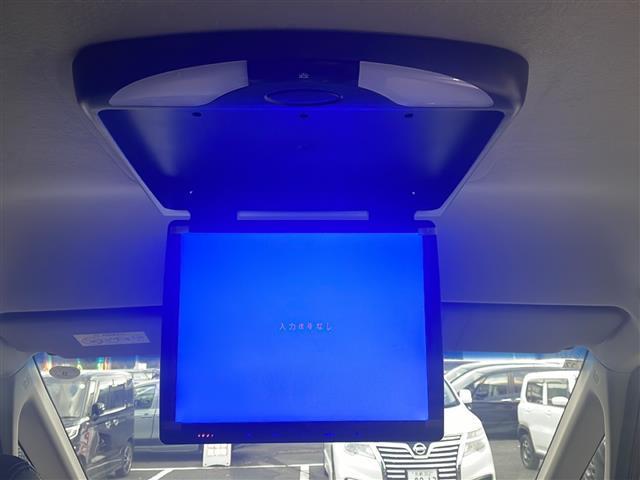 ステップワゴンスパーダ スパーダハイブリッド　Ｇ・ＥＸ　ホンダセンシング　純正９インチナビ　Ｂｌｕｅｔｏｏｔｈオーディオ　ＤＶＤ再生　ＨＤＭＩ　ＵＳＢ　マルチビューモニター　後席フリップダウンモニター　両側パワースライド　アダプティブクルーズコントロール　車高調　ＬＥＤ（4枚目）