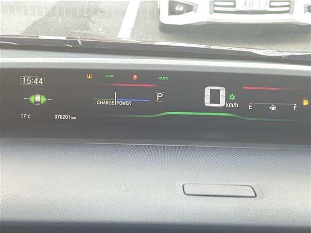 ステップワゴンスパーダ スパーダハイブリッド　Ｇ・ＥＸ　ホンダセンシング　純正９インチナビ　Ｂｌｕｅｔｏｏｔｈオーディオ　ＤＶＤ再生　ＨＤＭＩ　ＵＳＢ　マルチビューモニター　後席フリップダウンモニター　両側パワースライド　アダプティブクルーズコントロール　車高調　ＬＥＤ（9枚目）