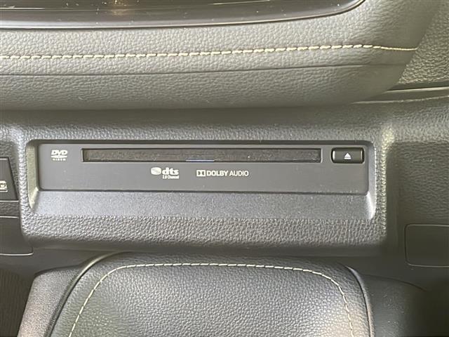 カローラツーリング ハイブリッド ダブルバイビー モデリスタエアロ 純正ディスプレイオーディオ ナビ フルセグ Bluetoothオーディオ DVD再生 レーダークルーズ LEDヘッドライト クリアランスソナー ビルトインETC スマートキー 禁煙車(27枚目)