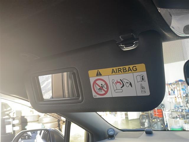 カローラツーリング ハイブリッド ダブルバイビー モデリスタエアロ 純正ディスプレイオーディオ ナビ フルセグ Bluetoothオーディオ DVD再生 レーダークルーズ LEDヘッドライト クリアランスソナー ビルトインETC スマートキー 禁煙車(41枚目)