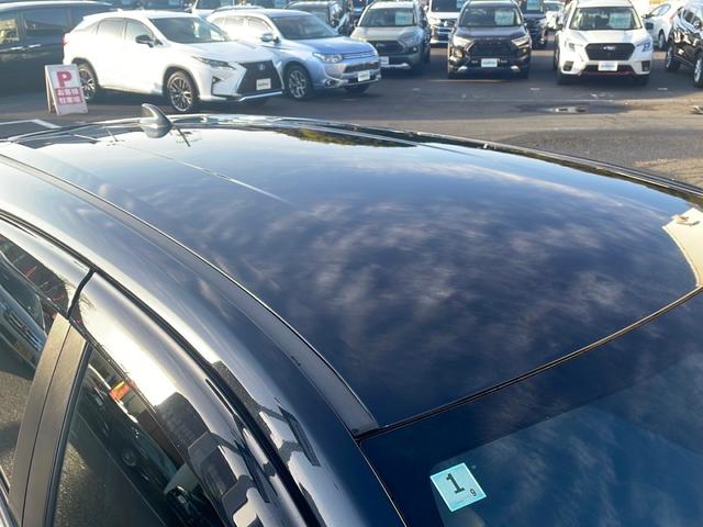 カローラツーリング ハイブリッド ダブルバイビー モデリスタエアロ 純正ディスプレイオーディオ ナビ フルセグ Bluetoothオーディオ DVD再生 レーダークルーズ LEDヘッドライト クリアランスソナー ビルトインETC スマートキー 禁煙車(46枚目)