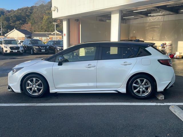 カローラツーリング ハイブリッド ダブルバイビー モデリスタエアロ 純正ディスプレイオーディオ ナビ フルセグ Bluetoothオーディオ DVD再生 レーダークルーズ LEDヘッドライト クリアランスソナー ビルトインETC スマートキー 禁煙車(54枚目)