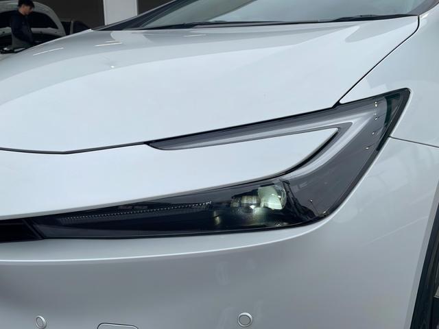 プリウス Ｕ　純正ディスプレイオーディオ　パノラミックビューモニター　プリクラッシュセーフティ　レーダークルーズコントロール　ブラインドスポットモニター　ステアリングヒーター　シートヒーター　前後ドラレコ　禁煙車（56枚目）