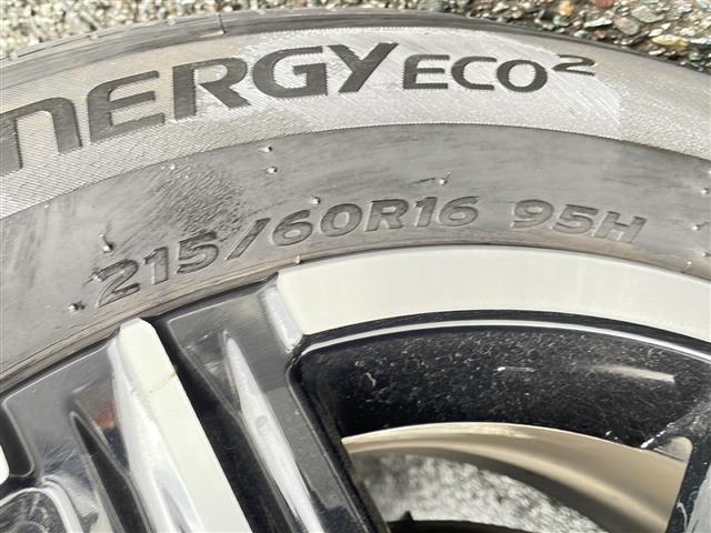 ヴェゼル ｅ：ＨＥＶ　Ｘ　純正９インチナビ　Ｂｌｕｅｔｏｏｔｈオーディオ　フルセグ　ＵＳＢ接続　バックカメラ　アダプティブクルーズコントロール　ビルトインＥＴＣ　コーナーセンサー　パドルシフト　ＬＥＤヘッドライト　禁煙車（41枚目）