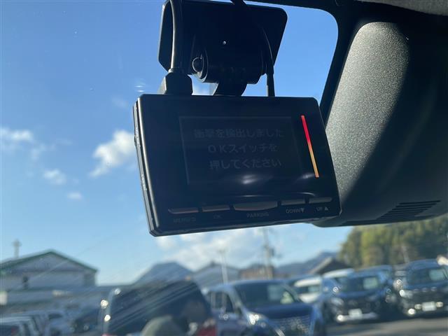 �K���X�R�[�e�B���O�A�i�r�Q�[�V�����A�d�s�b�ȂǁA���̑��̃p�[�c�̎��t�������ς���̂����k�������Ă���܂��I�I�N���}�̂��Ɖ��ł����C�����������I