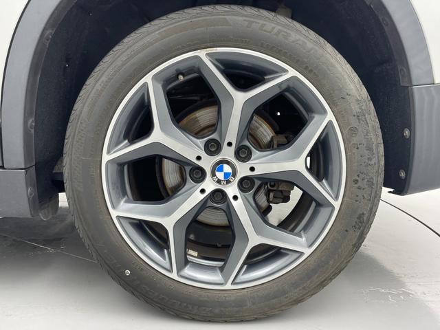 Ｘ１ ｘＤｒｉｖｅ　１８ｄ　ｘライン　コンフォートパッケージ　純正ナビ（ＣＤ、ＤＶＤ再生機能有）　Ｂｌｕｅｔｏｏｔｈ、ＵＳＢ接続有　パワーバックドア　シートヒーター（前席）　ハーフレザーシート　本革巻きステアリング　クルーズコントロール（42枚目）