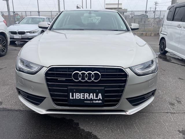 ３シリーズ ３２０ｉラグジュアリー　純正ナビ　ＣＤ　ＤＶＤ　Ｂｌｕｅｔｏｏｔｈ　ＡＭ　ＦＭ　レザーシート　前席シートヒーター　４ＷＤ　アクティブクルーズコントロール　バックカメラ　純正アルミホイール　純正フロアマット　ＥＴＣ（2枚目）