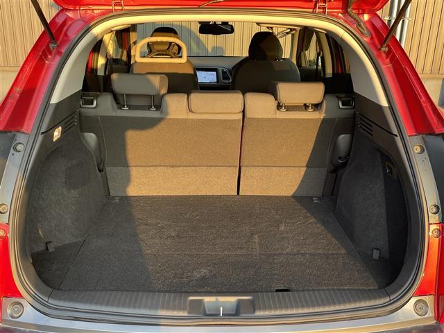 ヴェゼル ハイブリッドX・ホンダセンシング 4WD・ワンオーナー・寒冷地仕様・ギャザーズインターナビ8インチ・Bluetooth・DVD・CD・TV・USB・HDMI・アップルカープレイ・アダプティブクルーズコントロール・シートヒーター(6枚目)