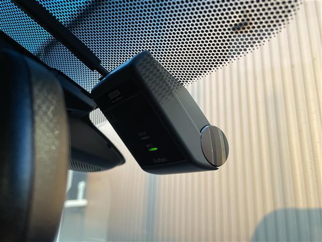 ヴェゼル ハイブリッドX・ホンダセンシング 4WD・ワンオーナー・寒冷地仕様・ギャザーズインターナビ8インチ・Bluetooth・DVD・CD・TV・USB・HDMI・アップルカープレイ・アダプティブクルーズコントロール・シートヒーター(23枚目)