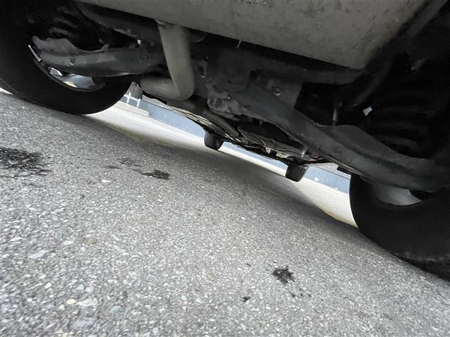 ジープ・チェロキー トレイルホーク　純正ナビ　バックカメラ　前席パワーシート　前後ドライブレコーダー　電動リアゲート　ブラインドスポットモニター　パドルシフト　レーダークルーズコントロール　ＥＴＣ　４ＷＤ　レーンキープアシスト（24枚目）