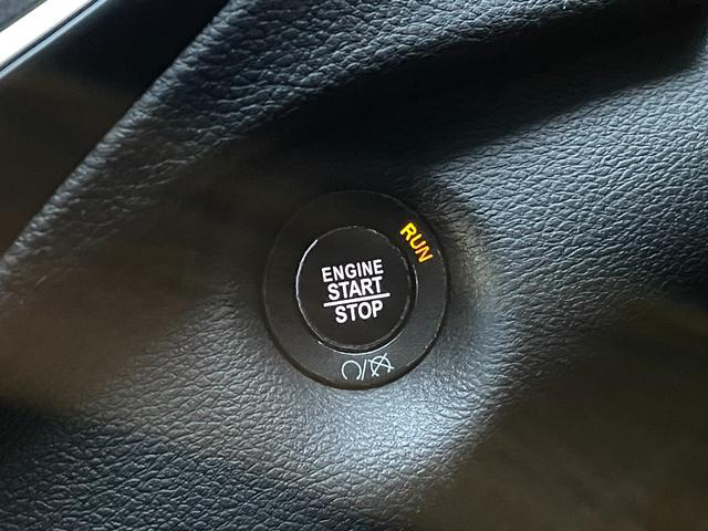 ジープ・チェロキー トレイルホーク　純正ナビ　バックカメラ　前席パワーシート　前後ドライブレコーダー　電動リアゲート　ブラインドスポットモニター　パドルシフト　レーダークルーズコントロール　ＥＴＣ　４ＷＤ　レーンキープアシスト（46枚目）