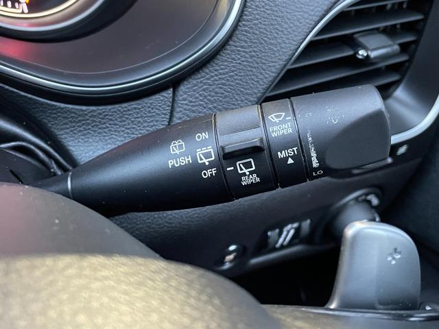 ジープ・チェロキー トレイルホーク　純正ナビ　バックカメラ　前席パワーシート　前後ドライブレコーダー　電動リアゲート　ブラインドスポットモニター　パドルシフト　レーダークルーズコントロール　ＥＴＣ　４ＷＤ　レーンキープアシスト（50枚目）