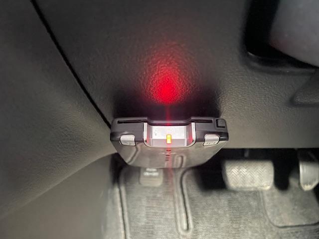 ウィッシュ １．８Ｘ　ＨＩＤセレクション　４ＷＤ・特別仕様車・ワンオーナー・純正ナビ・ワンセグＴＶ・ＥＴＣ・寒冷地仕様・電動格納ドアミラー・フロントヒーター・リアヒーター・バックカメラ・エンジンスターター・センターデフロック（14枚目）