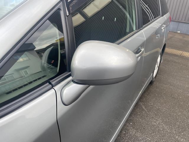 ウィッシュ １．８Ｘ　ＨＩＤセレクション　４ＷＤ・特別仕様車・ワンオーナー・純正ナビ・ワンセグＴＶ・ＥＴＣ・寒冷地仕様・電動格納ドアミラー・フロントヒーター・リアヒーター・バックカメラ・エンジンスターター・センターデフロック（35枚目）