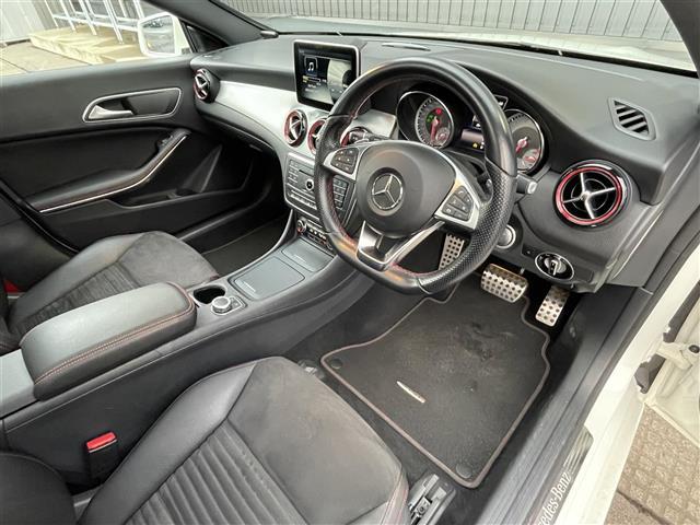 ＣＬＡクラス シューティングブレーク ＣＬＡ２５０シュポルト４マチックシュティングブレーク　パノラミックスラインディングルーフ　メーカーＨＤＤナビ　バックカメラ　レーダーセーフティＰＫＧ　衝突防止アシストプラス　レーンキープアシスト　ブラインドスポットアシスト　ＥＳＰ　パークトロニック（23枚目）