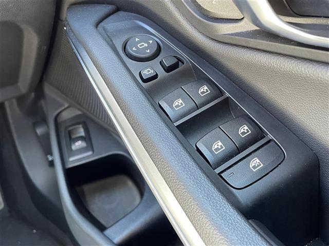 ３シリーズ ３２０ｄ　ｘＤｒｉｖｅ　Ｍスポーツ　４ＷＤ・純正ナビ・バーチャルコックピット・ハーフレザー・メモリー付パワーシート・シートヒーター・パーキングアシスト・レーンキープアシスト・ヘッドアップディスプレイ・アダプティブクルーズコントロール（17枚目）