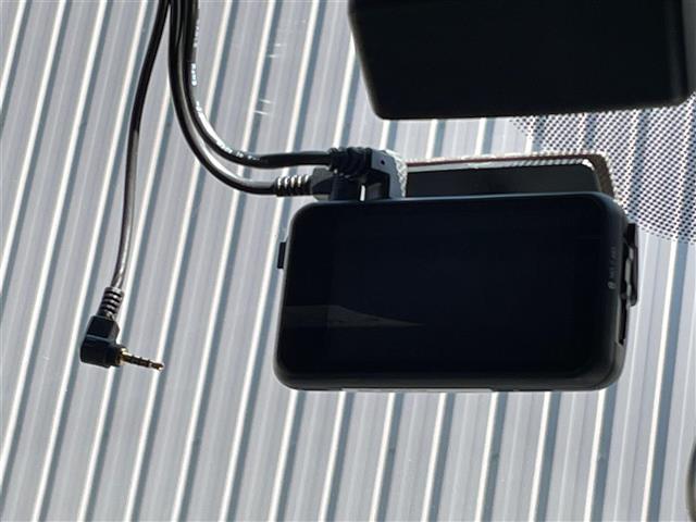 ３シリーズ ３２０ｄ　ｘＤｒｉｖｅ　Ｍスポーツ　４ＷＤ・純正ナビ・バーチャルコックピット・ハーフレザー・メモリー付パワーシート・シートヒーター・パーキングアシスト・レーンキープアシスト・ヘッドアップディスプレイ・アダプティブクルーズコントロール（27枚目）