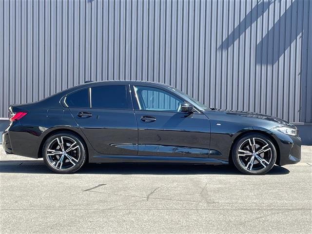 ３シリーズ ３２０ｄ　ｘＤｒｉｖｅ　Ｍスポーツ　４ＷＤ・純正ナビ・バーチャルコックピット・ハーフレザー・メモリー付パワーシート・シートヒーター・パーキングアシスト・レーンキープアシスト・ヘッドアップディスプレイ・アダプティブクルーズコントロール（33枚目）