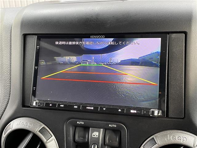 ジープ・ラングラーアンリミテッド スポーツ　社外メモリナビ　フルセグＴＶ　ＣＤ　ＤＶＤ　Ｂｌｕｅｔｏｏｔｈ　後席モニター　バックカメラ　ドライブレコーダー　前のみ　４ＷＤ　ＥＴＣ　サイドモニター　純正アルミホイール　純正フロアマット（36枚目）