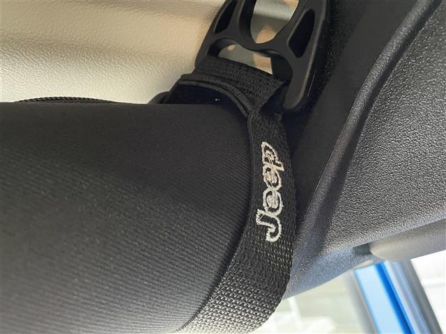 ジープ・ラングラーアンリミテッド サハラ 社外ナビ ALPINEスピーカー バックカメラ ETC 前後ドライブレコーダー 前席シートヒーター クルーズコントロール 純正フロアマット 純正アルミホイール 横滑り防止装置 ダウンヒルアシスト(9枚目)