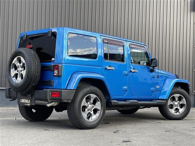 ジープ・ラングラーアンリミテッド サハラ 社外ナビ ALPINEスピーカー バックカメラ ETC 前後ドライブレコーダー 前席シートヒーター クルーズコントロール 純正フロアマット 純正アルミホイール 横滑り防止装置 ダウンヒルアシスト(23枚目)