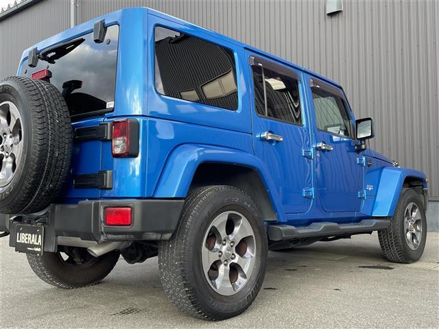 ジープ・ラングラーアンリミテッド サハラ 社外ナビ ALPINEスピーカー バックカメラ ETC 前後ドライブレコーダー 前席シートヒーター クルーズコントロール 純正フロアマット 純正アルミホイール 横滑り防止装置 ダウンヒルアシスト(26枚目)