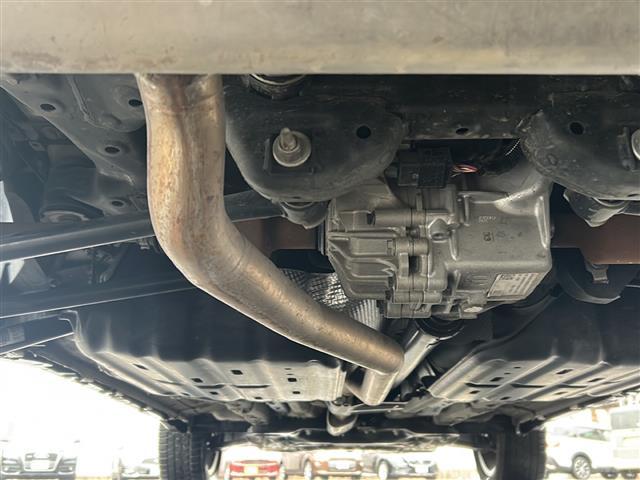 ジープ・レネゲード トレイルホーク　純正ナビ　フルセグＴＶ　バックカメラ　ＥＴＣ　クルーズコントロール　ブラインドスポットアシスト　レーンキープアシスト　純正１７インチアルミホイール　ダウンヒルアシスト　ＬＥＤヘッドライト（41枚目）