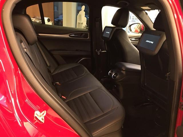 2.0ターボ Q4スポーツパッケージ AppleCarPlay/AndroidAuto harman/kardon 純正ディスプレイオーディオ フルセグTV レザーシート シートヒーター ステアリングヒーター ドライブレコーダー ACC(27枚目)