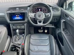 ◆安心してカーライフを始めていただくことが出来るよう、納車前にディーラー整備工場もしくは熟練メカニックが在籍する輸入車専門の整備工場にて点検を行い、必要な整備を実施いたします。 6