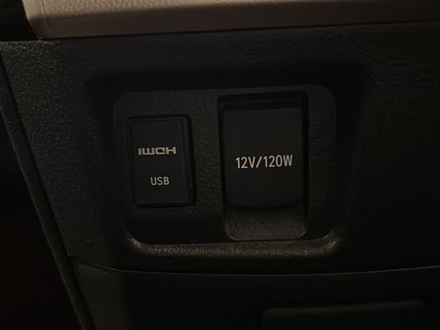 ヴェルファイア ２．４Ｚ　ゴールデンアイズ　アルパインナビ（フルセグＴＶ／Ｂｌｕｅｔｏｏｔｈ）　アルパインフリップダウンモニター　ＥＴＣ　バックカメラ　両側パワスラ　パワーバックドア　クルコン　純正ＡＷ　前後コーナーセンサー　スマートキー（42枚目）