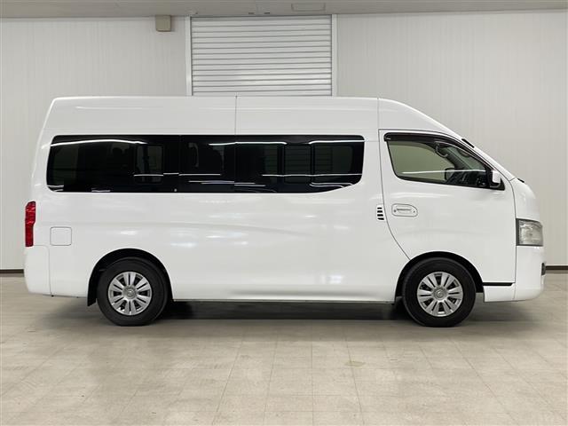NV350キャラバンワゴン GX 純正メモリナビ(CD/BT/ラジオ/フルセグ)バックカメラ ETC 前後ドライブレコーダー 社外フロアマット オートライト プッシュスタート スマートキー×2 ドアバイザー(15枚目)