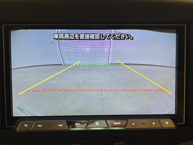 ジープ・ラングラーアンリミテッド スポーツ 社外メモリナビ(CD/ラジオ/BT/フルセグ)バックカメラ ETC ドライブレコーダー クルーズコントロール ステアリングスイッチ 横滑り防止装置 リモコンキー×2 純正18インチAW ドアバイザー(3枚目)