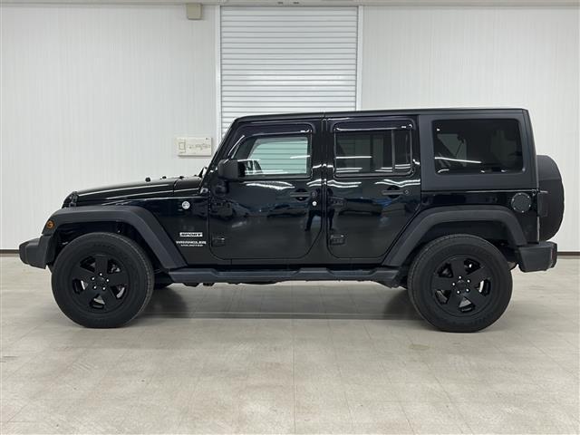 ジープ・ラングラーアンリミテッド スポーツ 社外メモリナビ(CD/ラジオ/BT/フルセグ)バックカメラ ETC ドライブレコーダー クルーズコントロール ステアリングスイッチ 横滑り防止装置 リモコンキー×2 純正18インチAW ドアバイザー(17枚目)