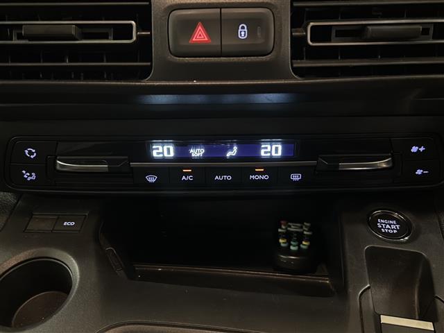 ベルランゴ シャイン　ＸＴＲ　パック　スマートキー　アクティブセーフティブレーキ　インテリジェントハイビーム　パーキングセンサー　ＢＳＭ　純正ナビ　バックカメラ　ＥＴＣ　ＬＥＤヘッドランプ　純正マット　スペアキー　スライドドア　サンルーフ（14枚目）